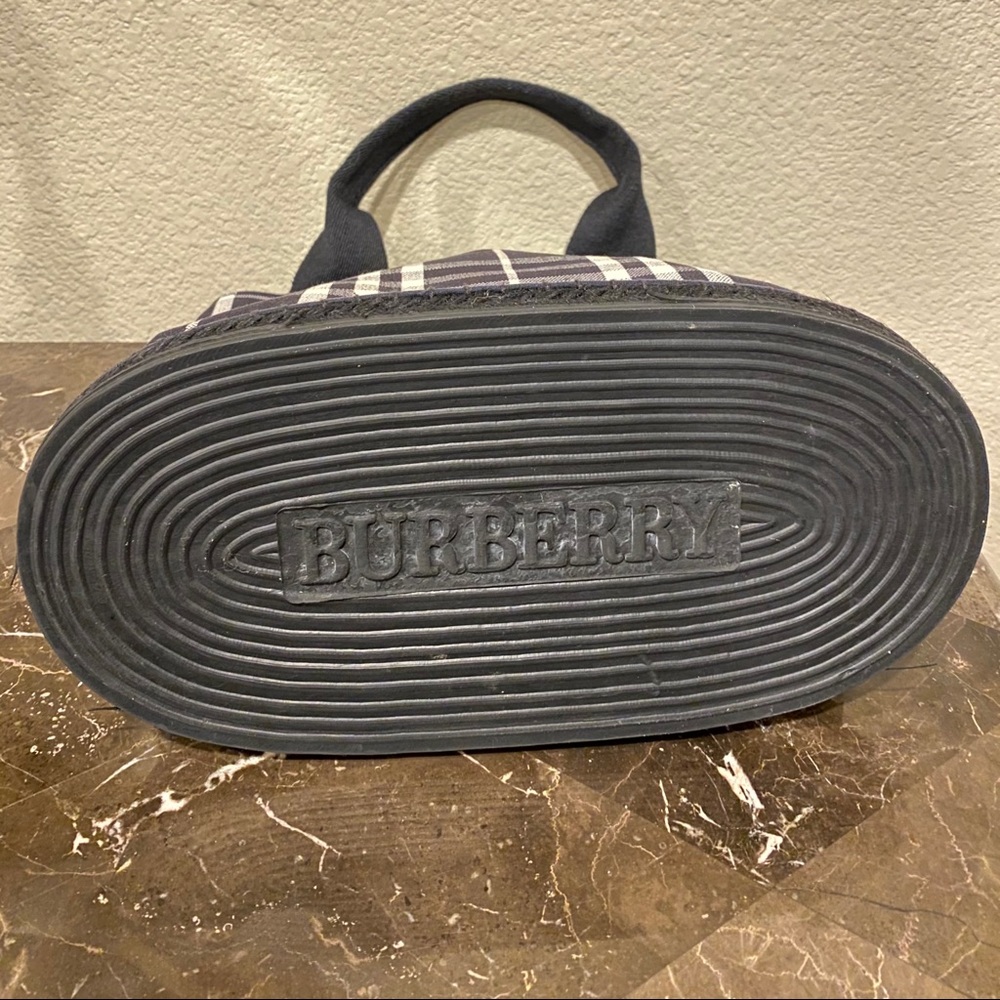 Vintage Y2K Burberry Black & White Woven‎ Fabric Rubber Bottom - Picture 4 of 5